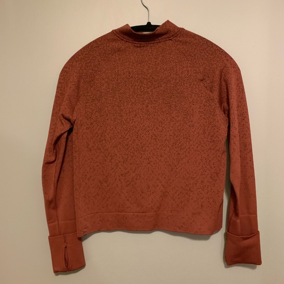 Rest Less Cropped Half Zip - Picture 4 of 5